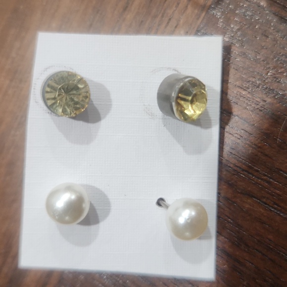 4 Paris Earrings - Picture 4 of 4